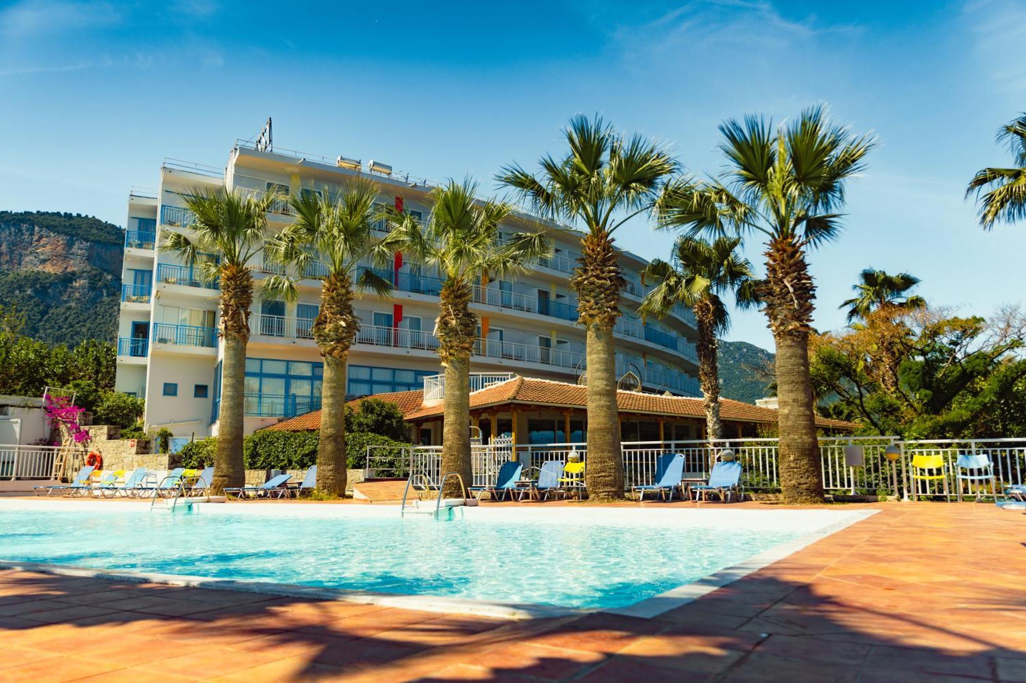 Hotel Sissy Камена-Вурла Екстер'єр фото